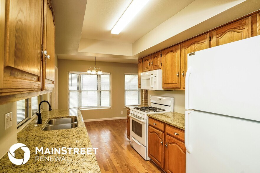 Building Photo - 6147 Spring Time St