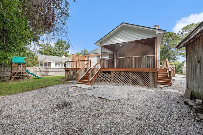 Building Photo - 1167 Landsdowne Dr