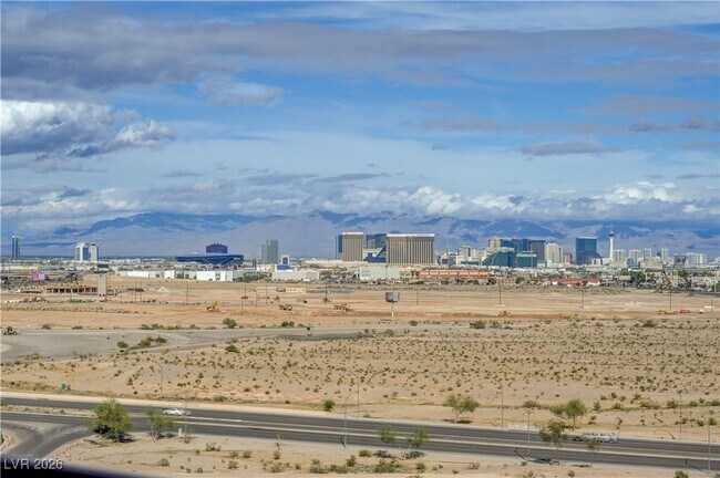 Building Photo - 8255 S Las Vegas Blvd