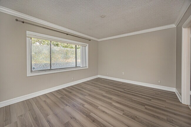 Building Photo - 2700 Casita Way