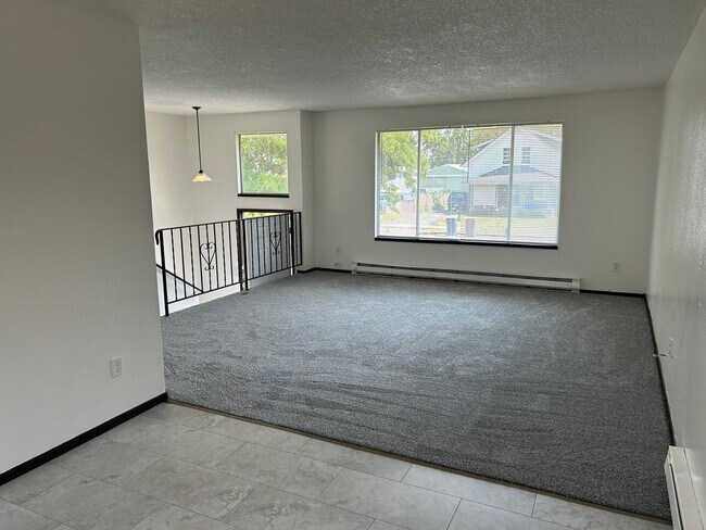 Building Photo - Fantastic Opportunity To Call This Wonderful Property Home!!!
