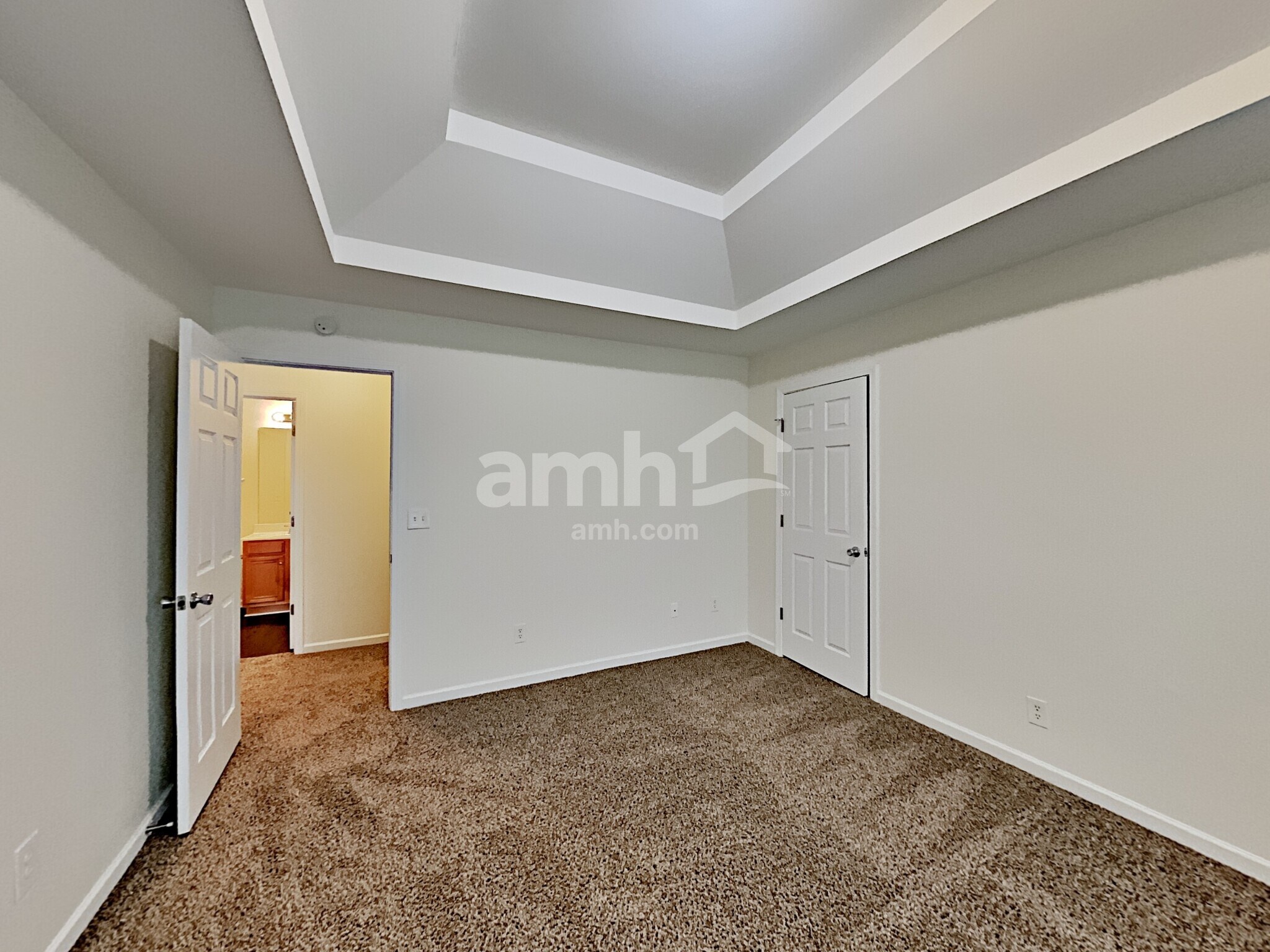 Building Photo - 412 Farmwood Way