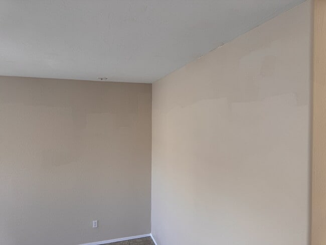 Building Photo - 18 W Desert Vista Trail