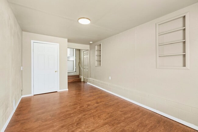 Building Photo - Charming 3-Bedroom Home Near the Rose Dist...