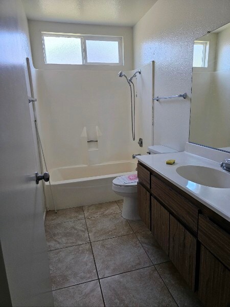 Building Photo - 43731 Nathan Dr