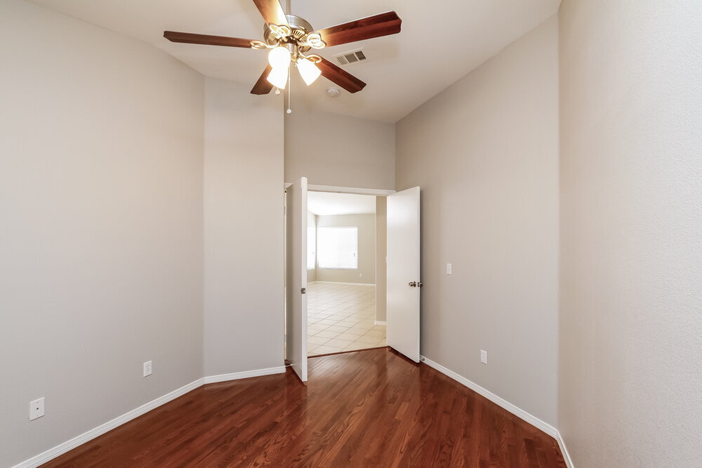 Building Photo - 5560 Merriweather Dr