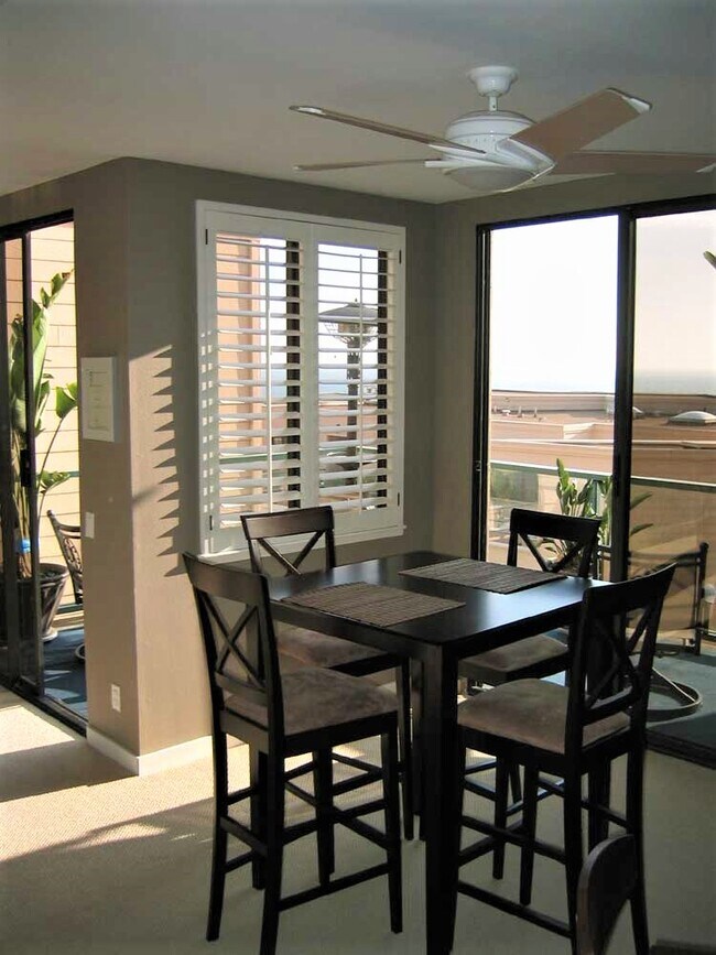 Dining Area - 120 The Vlg