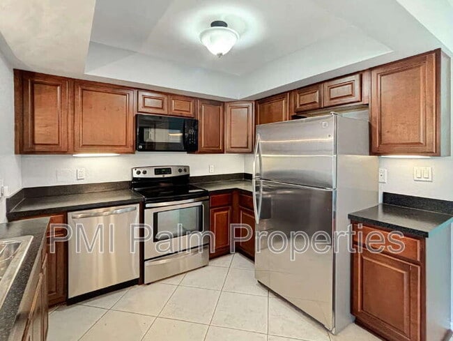 Building Photo - 3154 Meridian Way S