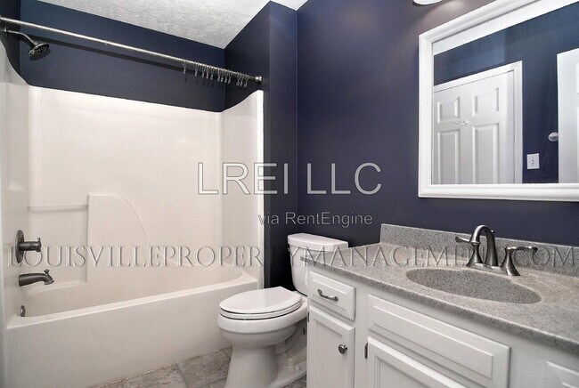 Building Photo - 4625 Oak Pointe Dr