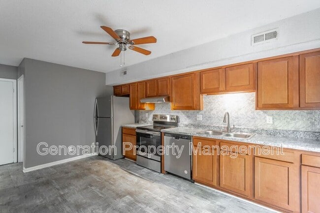 Building Photo - 510 Ely Rd