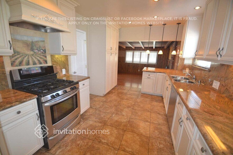 Building Photo - 14230 Enadia Way