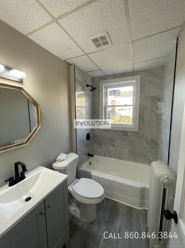 Building Photo - 177 South St