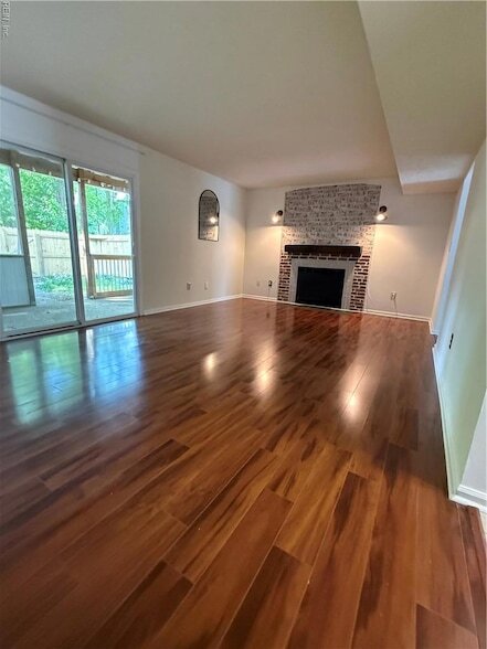 Building Photo - 15 Otsego Dr