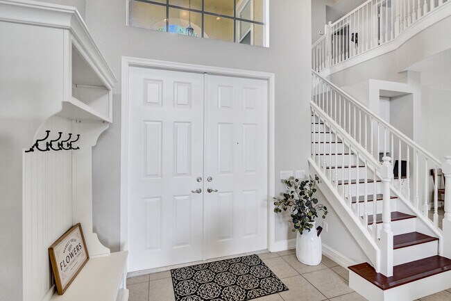 Building Photo - 8876 Sandy Crest Ln