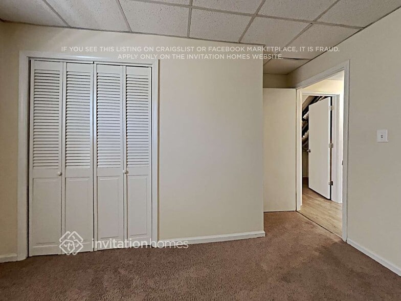 Building Photo - 1410 Pilgrim Way