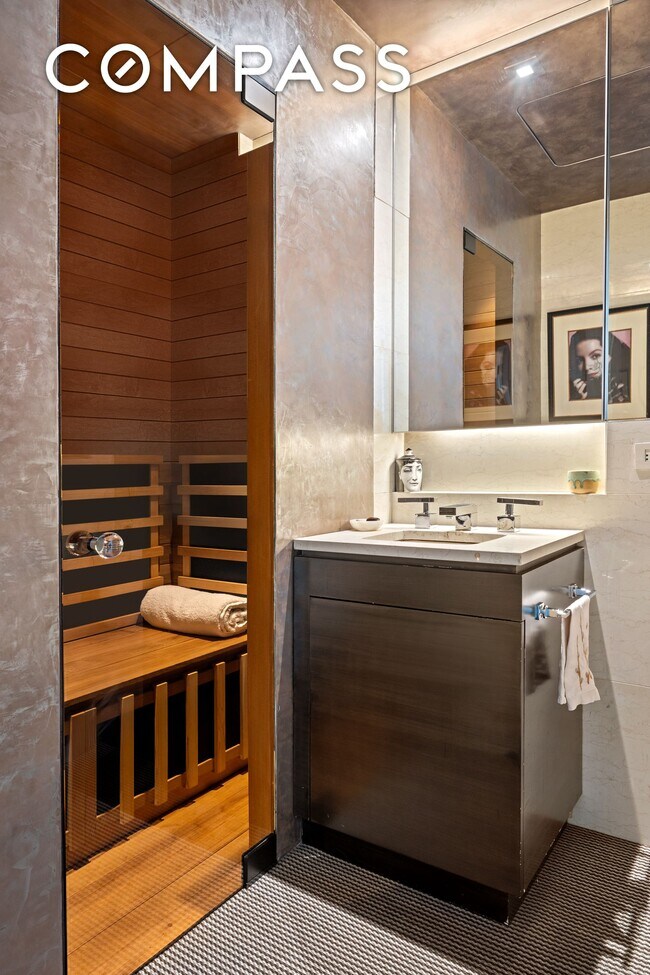 Building Photo - 170 East End Ave