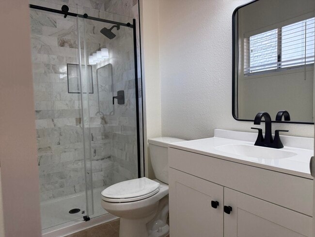 Building Photo - 52395 Avenida Carranza