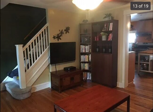 Building Photo - 3349 Ainslie Street