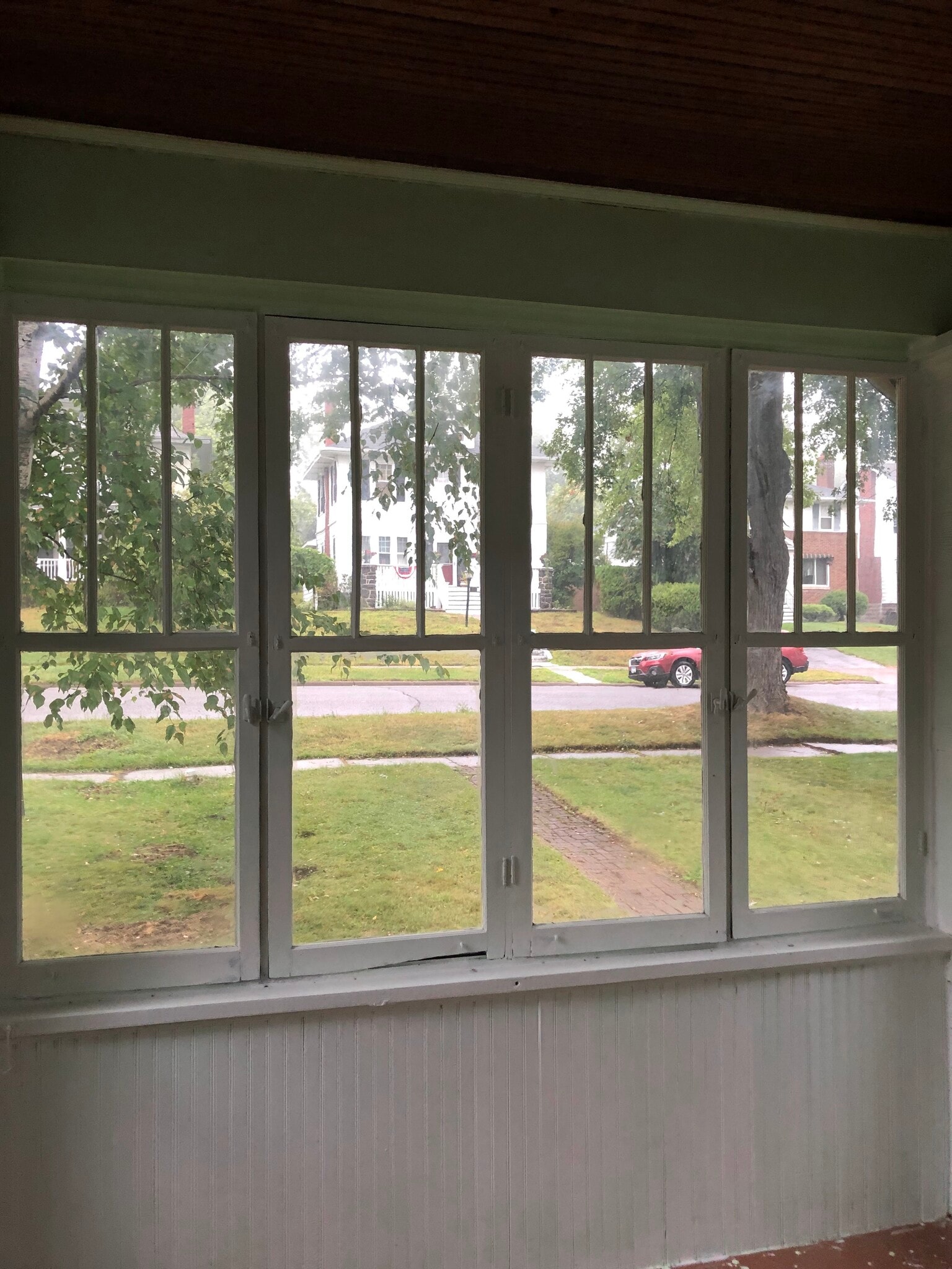 Front porch - 318 Kenilworth Ave