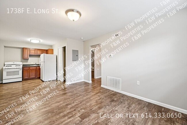 Building Photo - 1738 E Long St