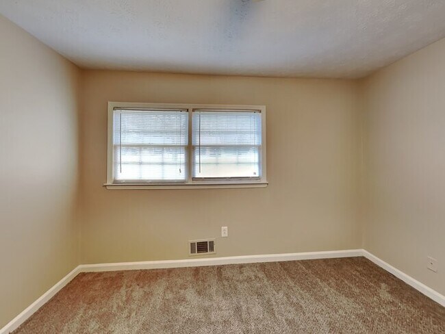 Building Photo - 1811 Wendell Way