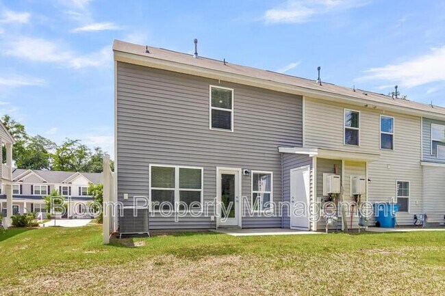 Building Photo - 159 Spencer Cir