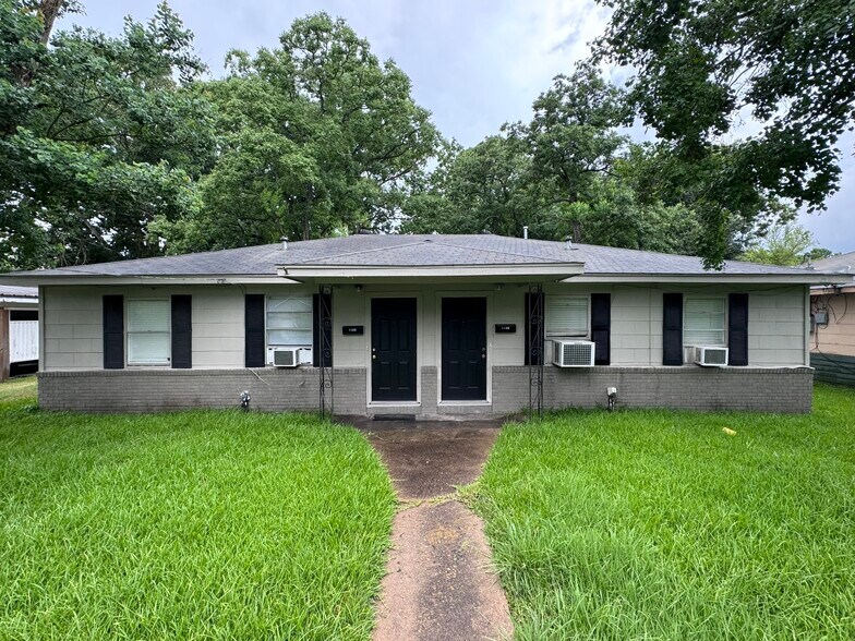 Primary Photo - 1105 Milam St