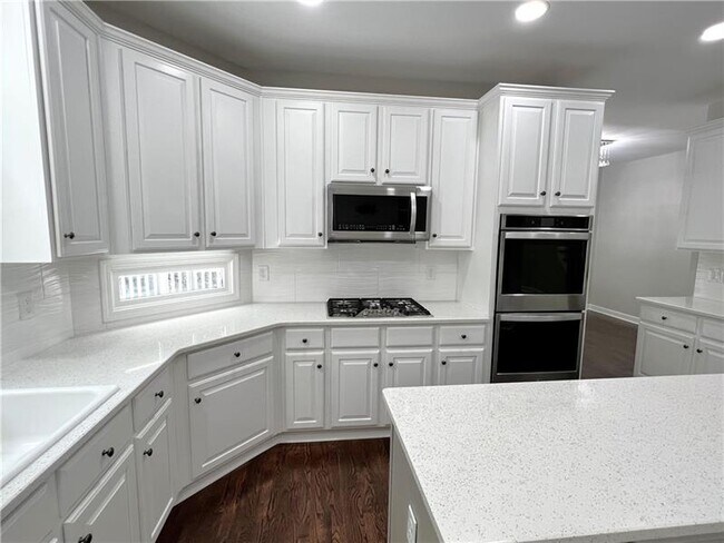 Building Photo - 3063 Canter Way