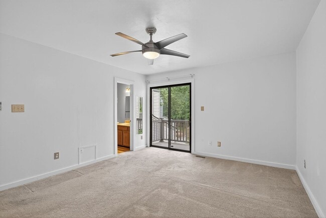 Building Photo - 119 Inland View Dr