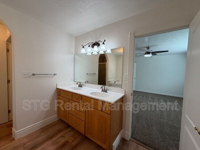 Building Photo - 135 N 350 W