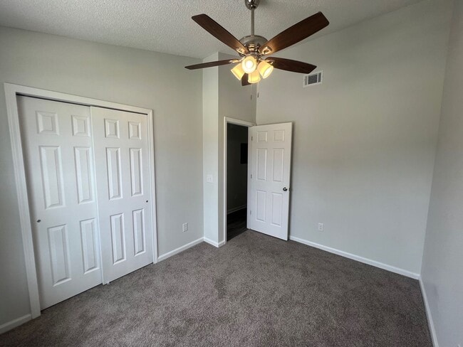 Building Photo - Beautifully remodeled home for rent in Ald...