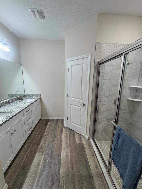 Building Photo - 41346 Persimmon St