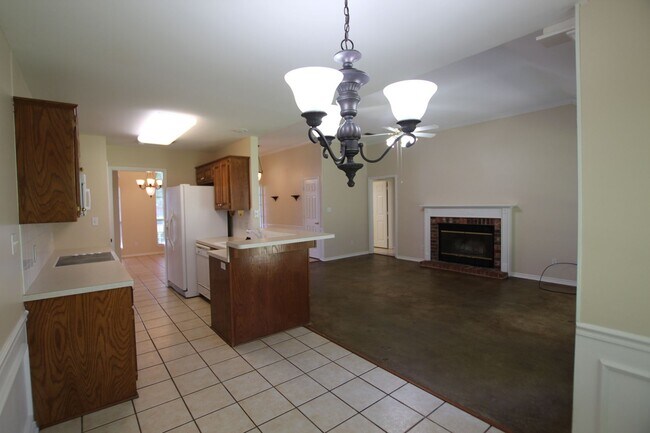 Building Photo - Almost Ready! 3 Bedroom 2 Bath in Whitehouse ISD!