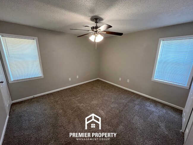 Building Photo - Charming 3BR/2BA in 38118 | Gleaming Hardwood Floors, Dining Area & Huge Yard