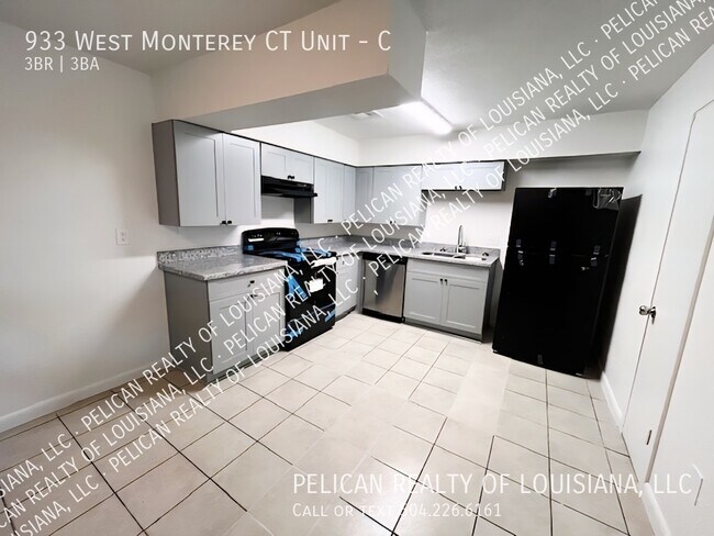Building Photo - 933 Monterey Ct S