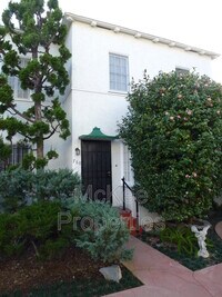 Building Photo - 768 D Ave