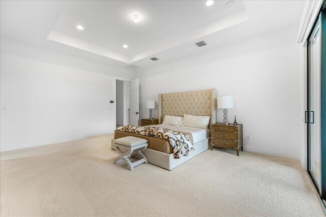 Building Photo - 9093 Chauvet Wy