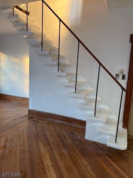 Building Photo - 204 Columbia Ave
