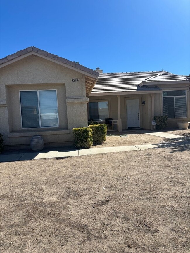 Building Photo - A $200 Move-In Special!  4-BedroomSpacious Home