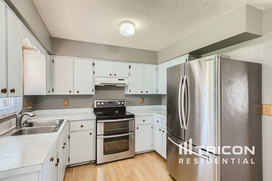 Building Photo - 36437 Bristol Cir