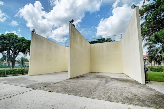 Building Photo - 4723 Sable Pine Cir