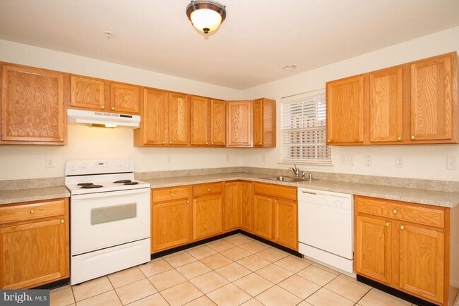 Building Photo - 9759 Bon Haven Ln
