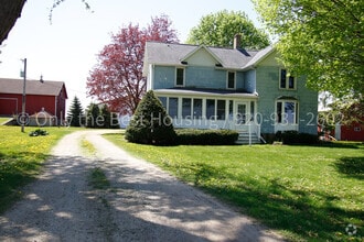 Building Photo - W1689 Co Rd G