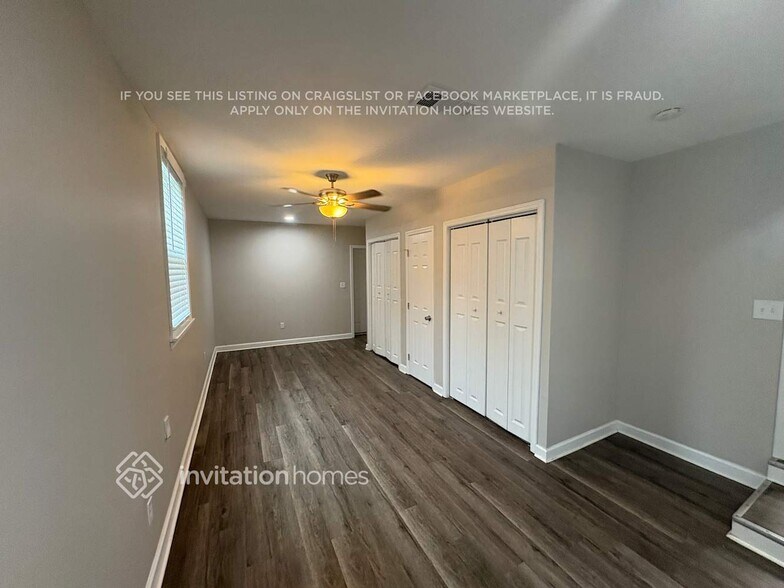 Building Photo - 3216 Holland Ln