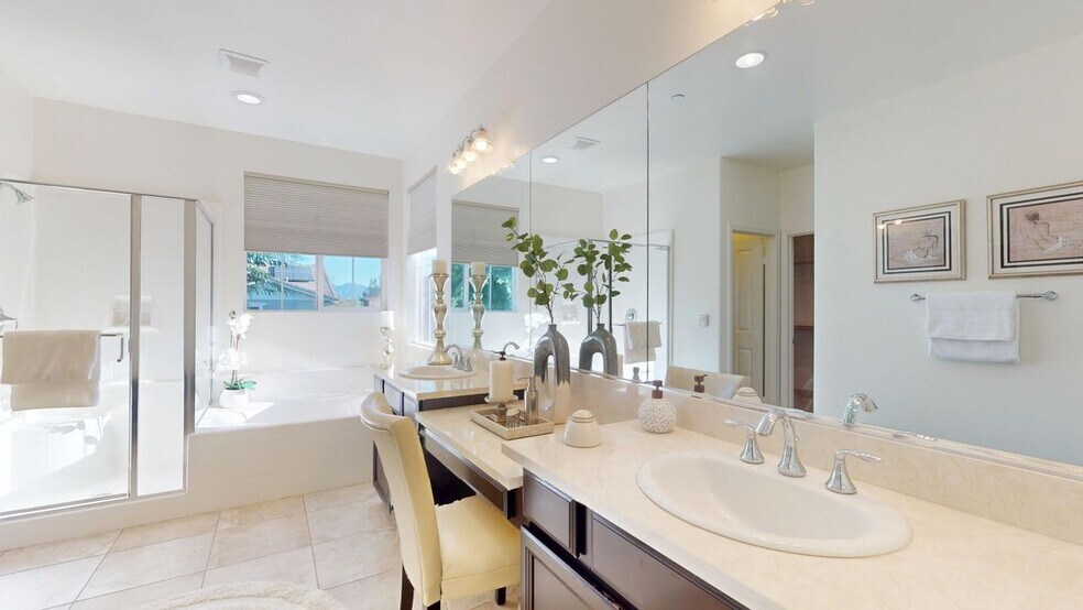 Building Photo - 28620 Vista Del Rio Dr