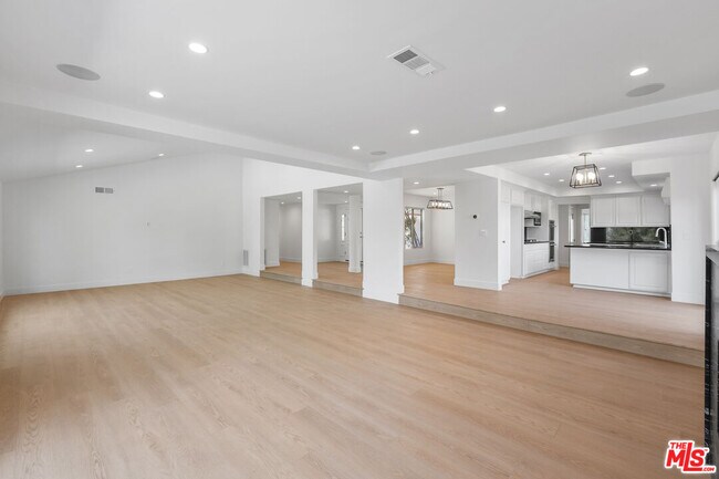 Building Photo - 4344 Gayle Dr