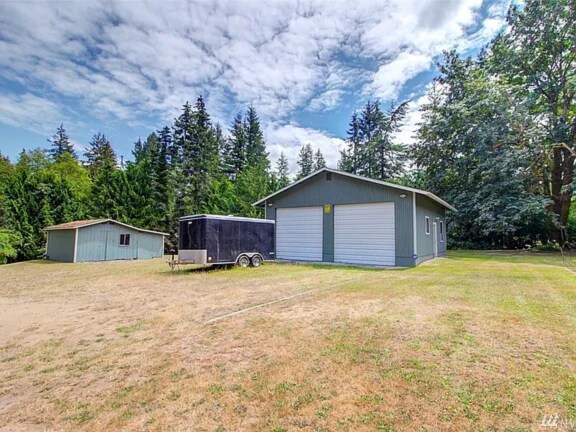 Building Photo - 3911 Victory Dr SW