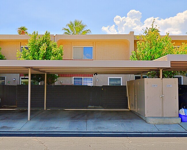 Primary Photo - 2230 N Indian Canyon Dr