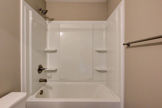 Building Photo - 1121 Cardinal Creek Dr