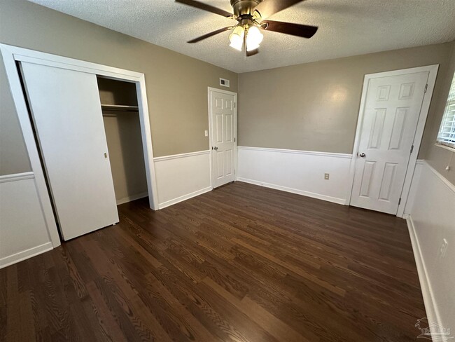 Building Photo - 3955 San Gabriel Dr